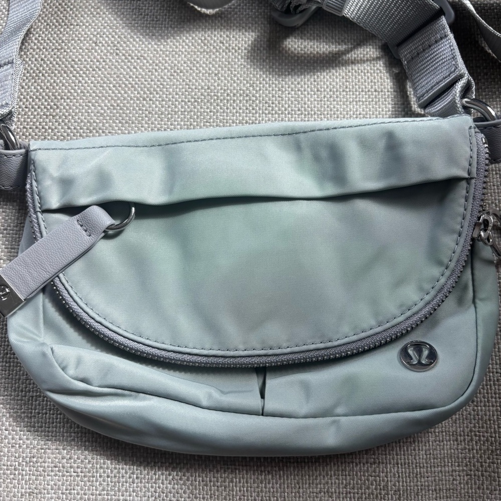 lululemon All Night Festival Belt Bag light green - Picture 4 of 11